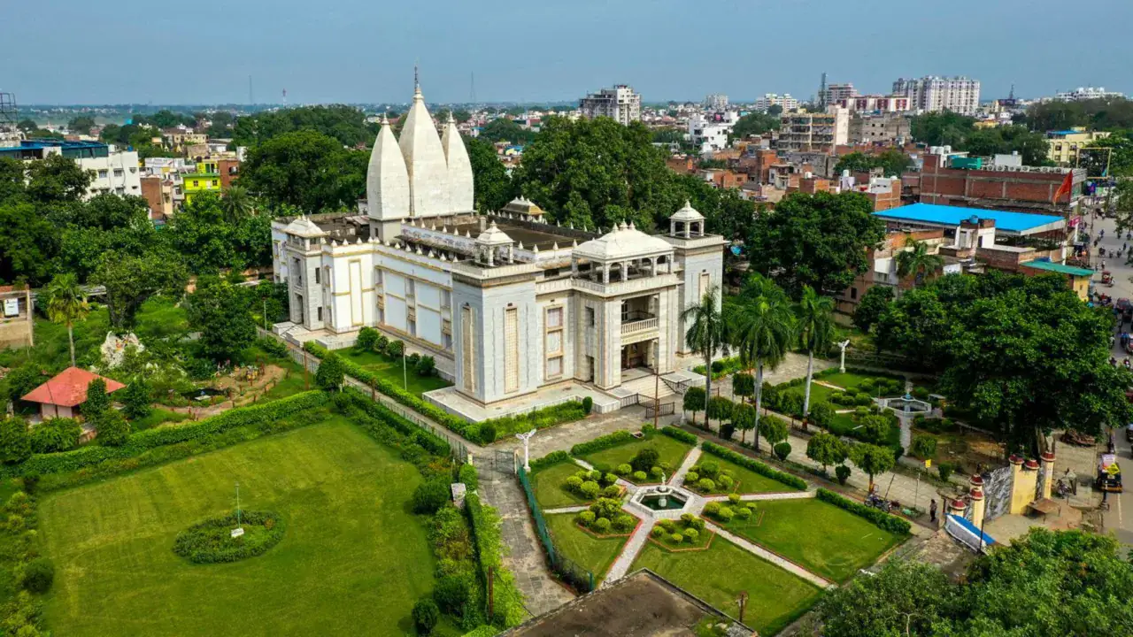The white temple complex of Tulsi Manas Mandir in Varanasi