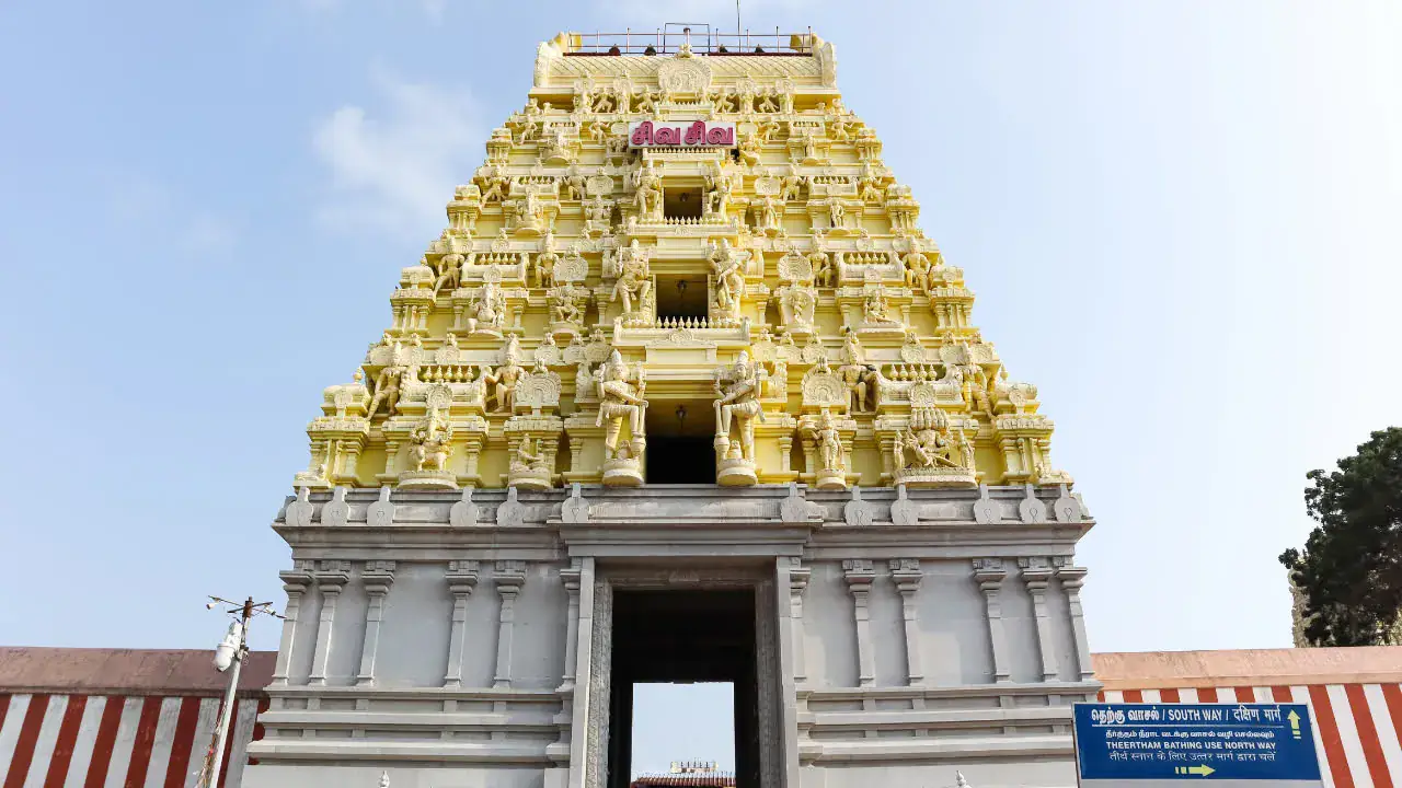 The entrance gopuram of Ramanathaswamy Temple in Rameshwaram